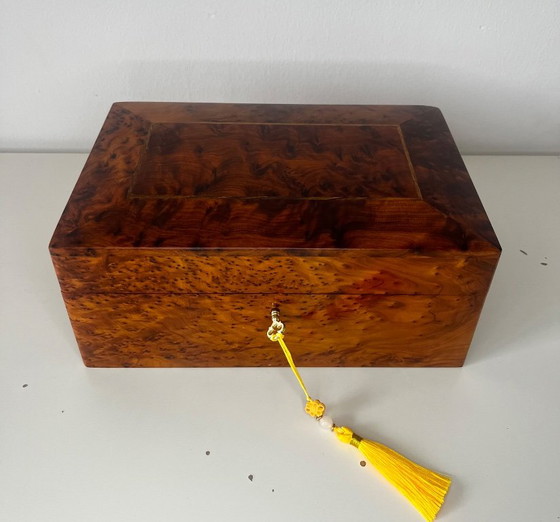 Magnifico e ampio portagioie in radica di tuia – Lavorazione artigianale di lusso – Oggetti decorativi, Wood (photo 4 of 16)