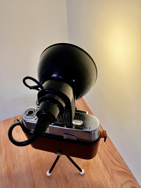 Image 1 of Unieke lamp gemaakt van retro Voigtländer camera 