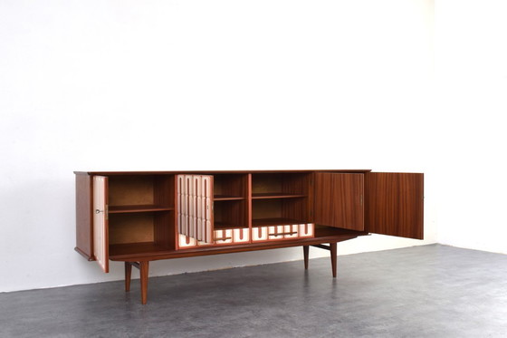 Image 1 of Mid Century Op-Art Handbemaltes Teakholz Sideboard, 1960er Jahre