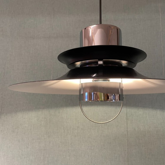 Image 1 of Dänische Pendelleuchte im Mid-Century-Stil von Vitrika – Schwarz mit Chrom