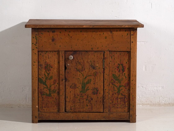 Antique kitchen cabinet with floral details (c.1920) #7 – Storage cabinet, Rustic (photo 19 of 40)