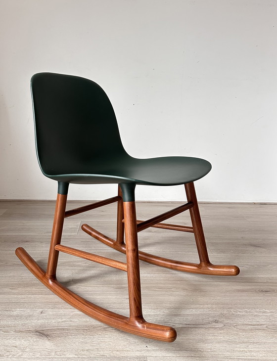 Image 1 of Sedia a dondolo Form di Normann Copenhagen