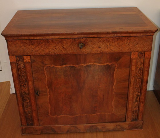 Elegant 19e-eeuws Biedermeier halfkastje – Buffetkasten, Wood (photo 2 of 14)
