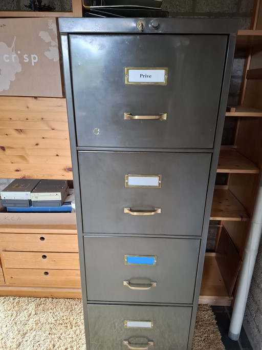 Mobile schedario classico con cassetti