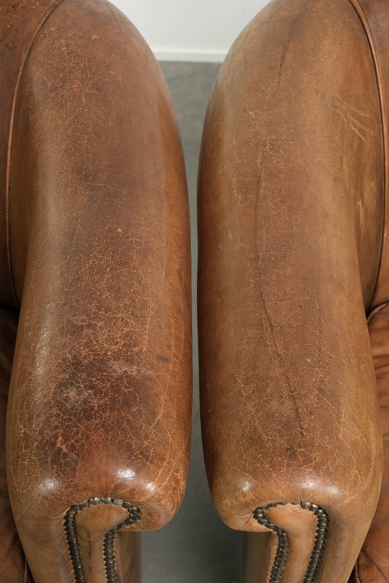 2x Grand Fauteuil Club Robuste en Cuir de Mouton Vintage avec une Belle Patine – Leather (photo 8 of 14)