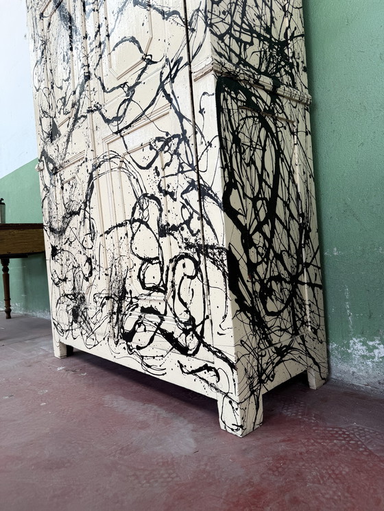 Image 1 of Armoire