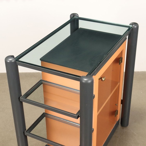 Image 1 of Kleine vitrinekast