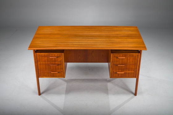 Image 1 of Scrivania Boomerang in teak danese di IMHA Mobelfabrik