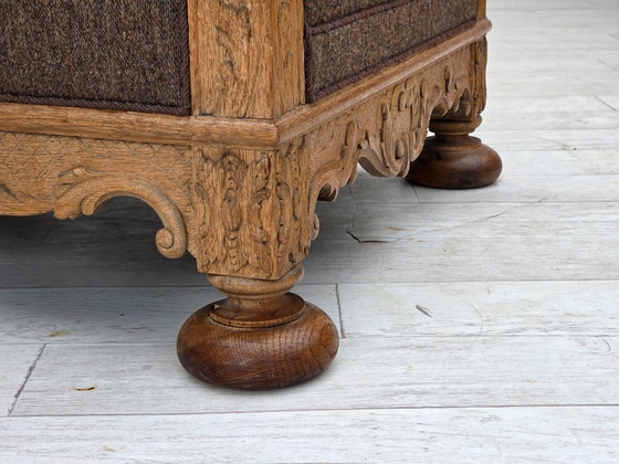 Image 1 of Années 1950, fauteuil danois, meuble en laine, bois de chêne massif sculpté.