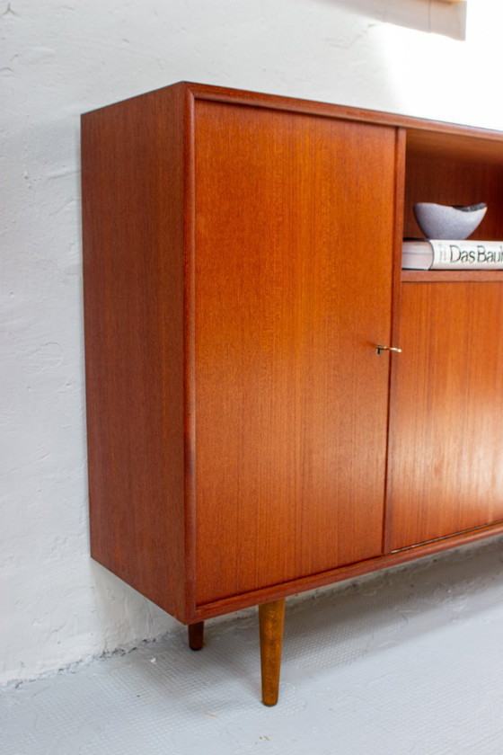 Image 1 of Vintage teakhouten dressoir/commode, Deens, midden 20e eeuw, jaren 60.