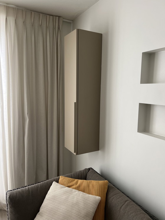 Image 1 of Armadio a muro di Cappellini