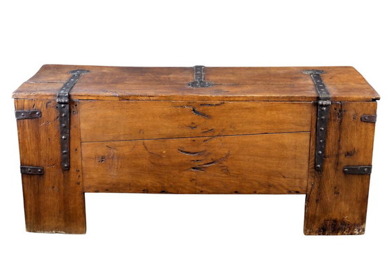 Image 1 of Stollentruhe del siglo XVI