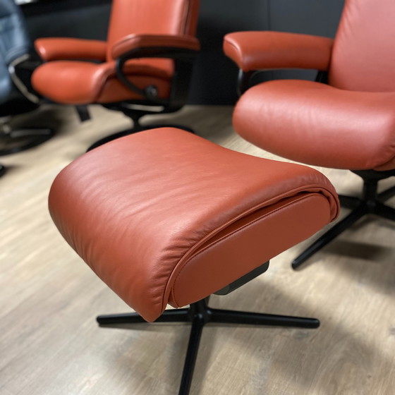 Image 1 of Fauteuil inclinable Stressless Aura M avec repose-pieds
