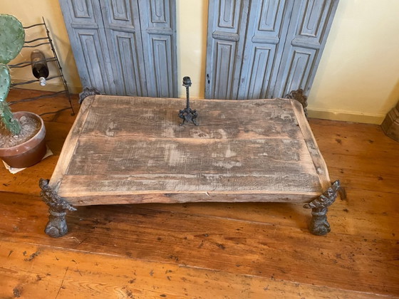 Image 1 of Robuuste Salontafel Bijzettafel met Klauwen