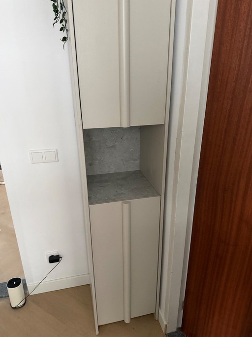 WOOOD Basu Kast Grenen Dust 210x40x42