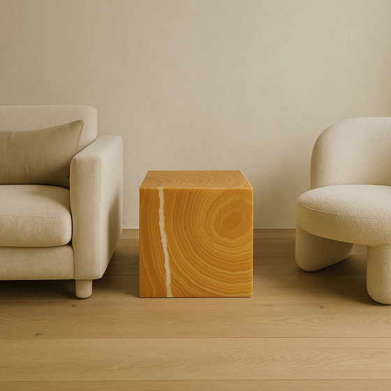 Image 1 of Onyx cube orange