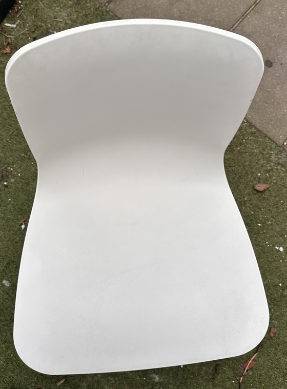 Image 1 of 6x Vitra Hal design chairs