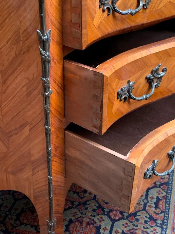 Antico scrittoio francese in bronzo e intarsi in legno. – Scrivanie, Bronze, Marble (photo 3 of 10)