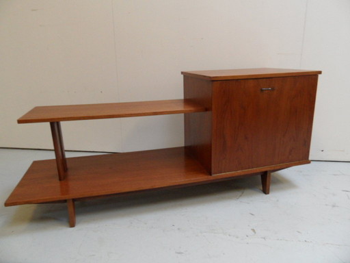 Bibliothèque-séparateur de pièce style années 50