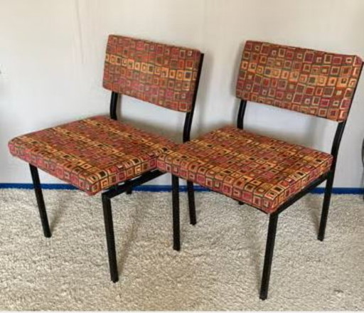 Striking Retro Chairs. Designer is Martin Visser.