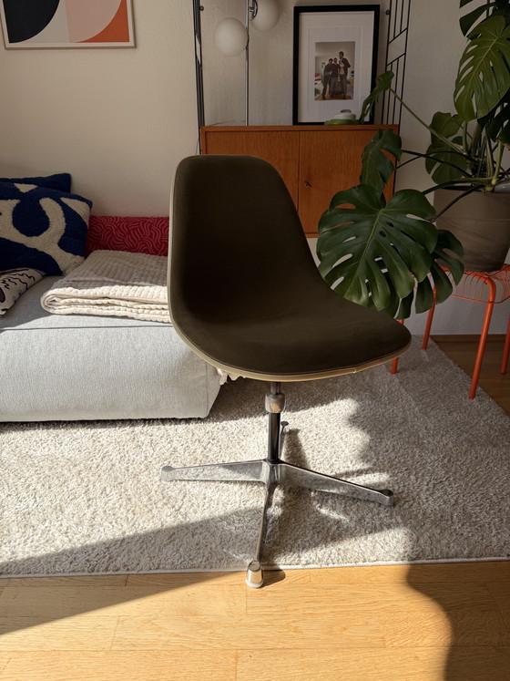 Image 1 of Vitra Herman Miller Drehstuhl Bauhaus uit het midden van de eeuw