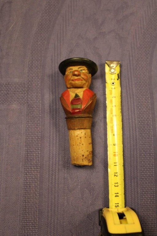 Tapón de botella de madera tallado a mano vintage (talla alpina ANRI)