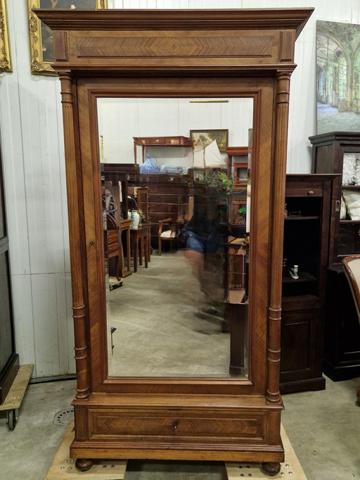Antique mirror wardrobe, closet with faceted mirror, removable dim. 104x43cm and 220cm high.