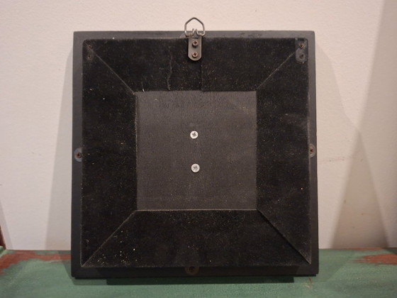 Image 1 of Oggetti da collezione: replica 3D di un'armatura medievale e 3 elmi storici in metallo in miniatura - decorazione da collezione.