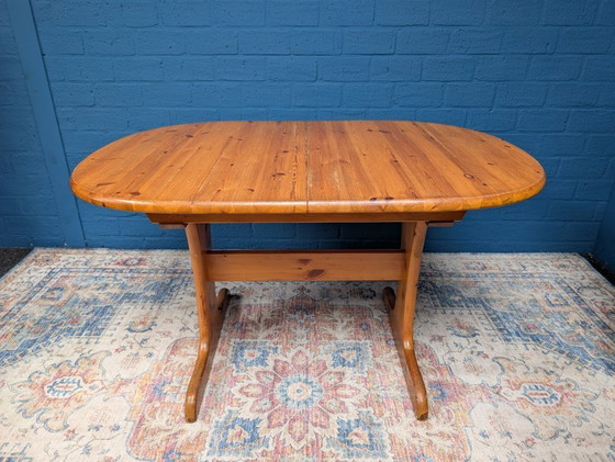 Image 1 of Vintage grenen eettafel met vier stoelen, jaren 70