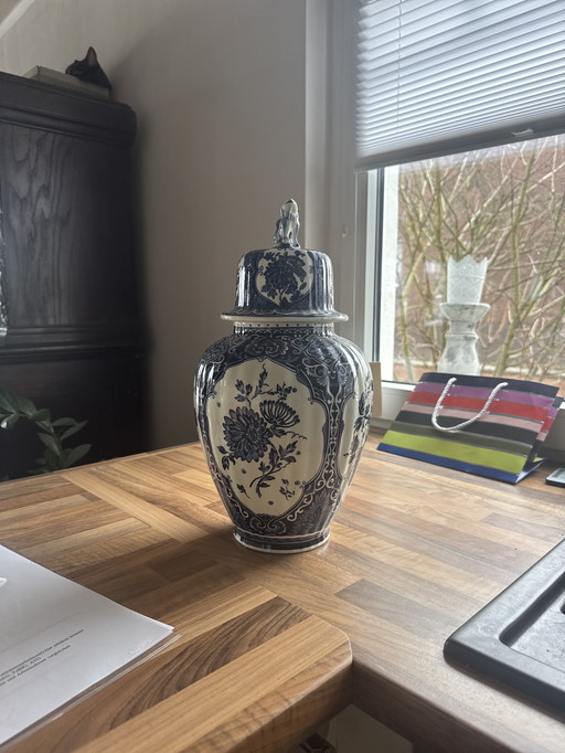 Jarrón de porcelana azul Delft Royal Sphinx de Boch