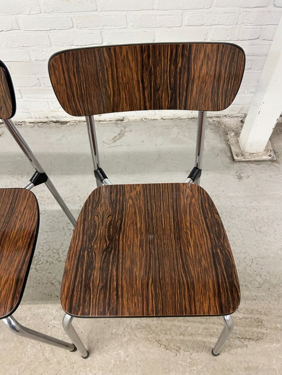 Image 1 of Table vintage en Formica avec chaises