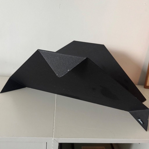 Minimalist "Origami" magazine holder Dutch design