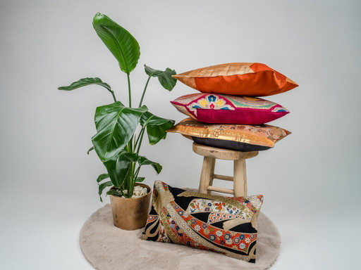 Het Noir Noshi ceremoniële lendenkussen