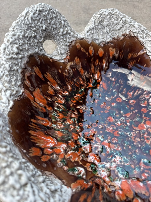 Grande ciotola in ceramica lavica di Vallauris, anni '60