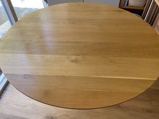 Vendo bellissimo tavolo da pranzo in rovere, diametro 125 cm. – de Tafelfabriek, Tavoli da pranzo, Metal (photo 4 of 12)