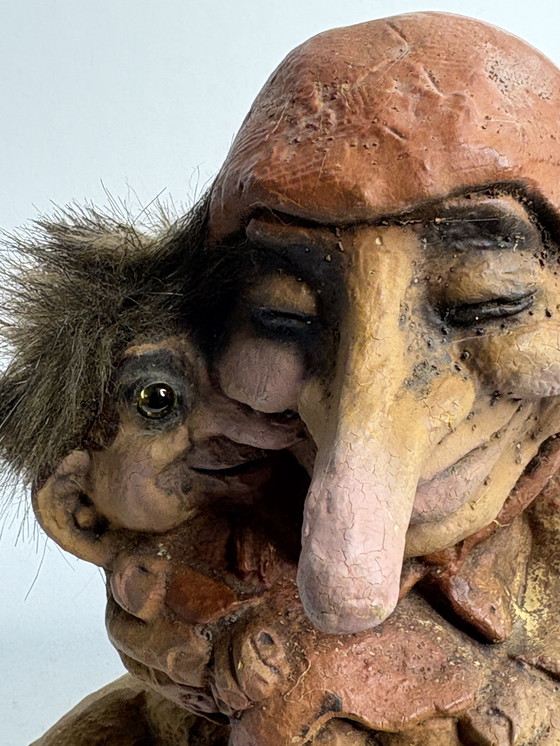 Image 1 of Nyform Noorse trollenmoeder met kind nr. 261