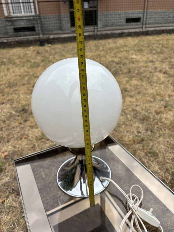Vintage Space Age Table Lamp – Opaline Glass Globe & Chrome Base – 1970s – Metal (photo 6 of 11)