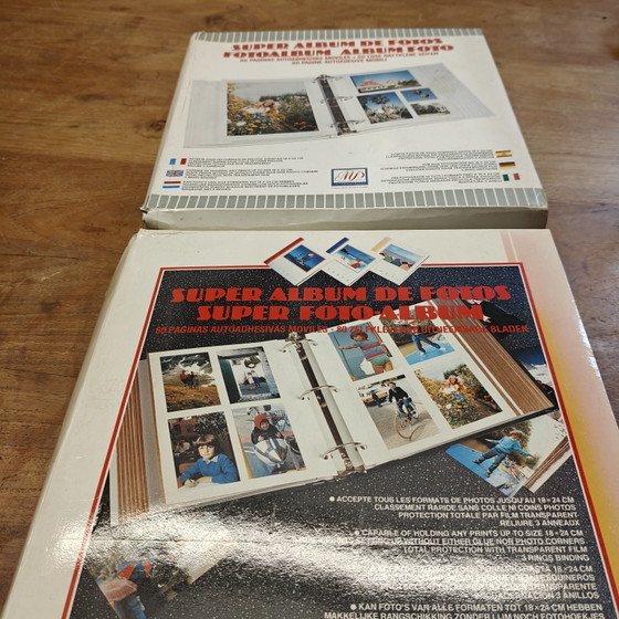 Image 1 of Albums photo vintage neufs de 1988 et 1990 avec boîtes d'origine et étiquettes de prix BEF.