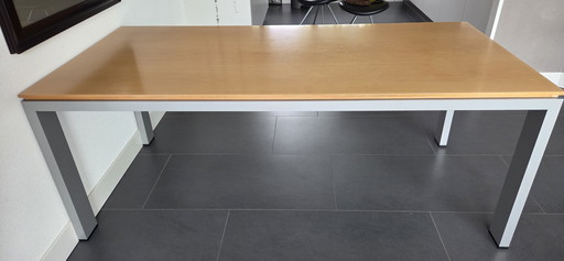 ARCO Design dining table