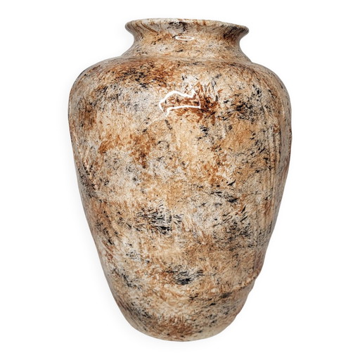 Ceramic vase