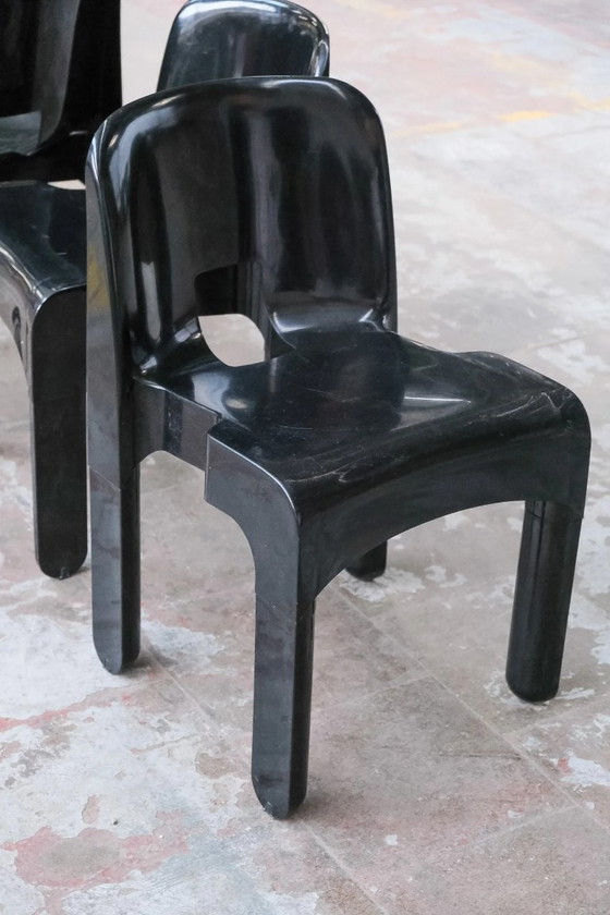 Image 1 of 4 chaises Kartell 4867 Universale par Joe Colombo