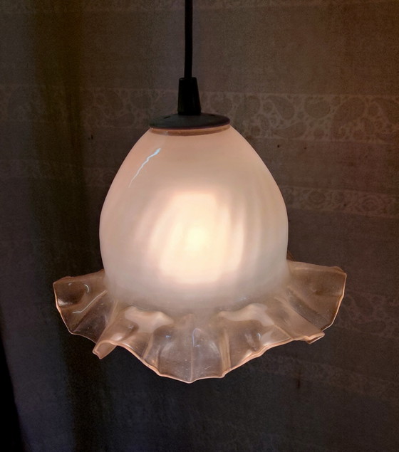 Globe pendant light in skirted glass - mid-20th century – Pendant lamps (photo 5 of 8)