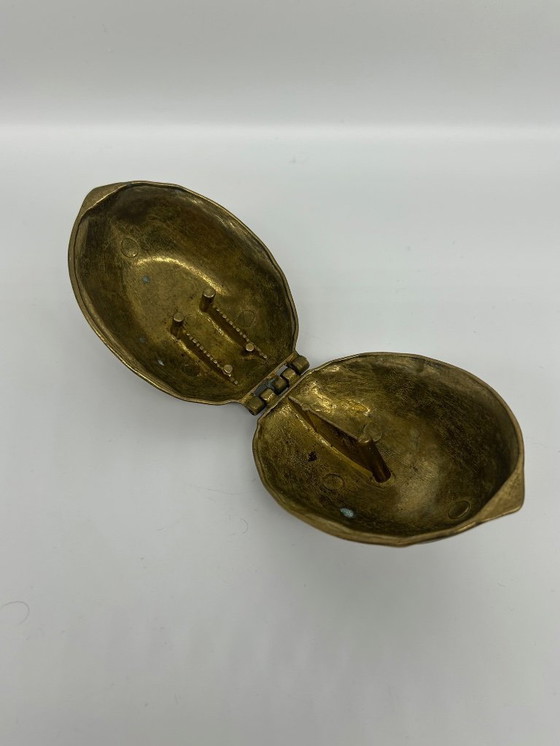 Image 1 of posacenere in ottone