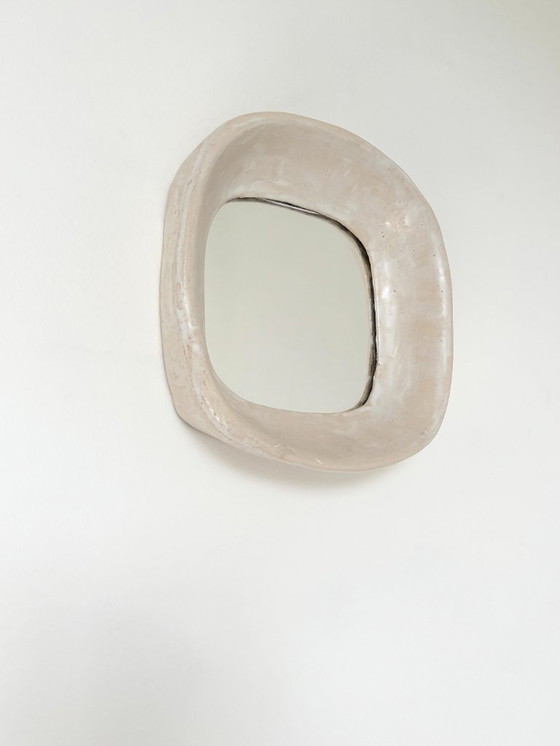 Image 1 of Franse hedendaagse keramische spiegel, "Oeuf" van Renzo Maar