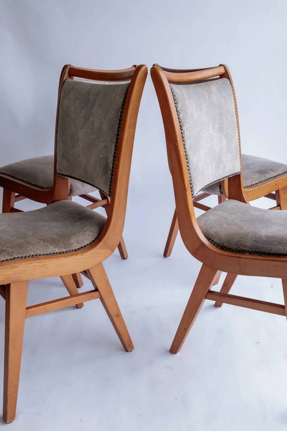 Set of 4 vintage wooden dining chairs – Velvet (photo 2 of 9)