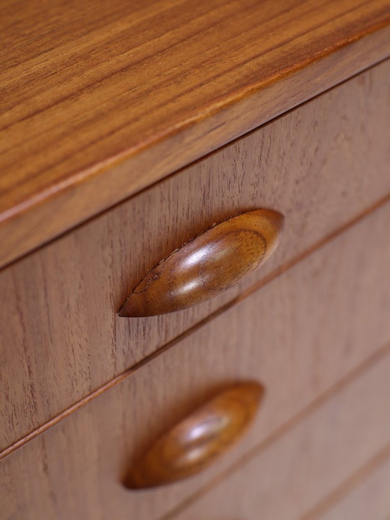 Image 1 of Commode haute étroite en teck avec étagère à chaussures, style danois vintage.