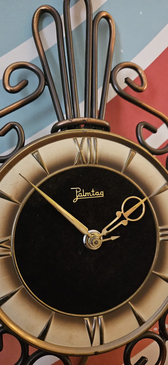 Image 1 of Vintage Palmtag wall clock