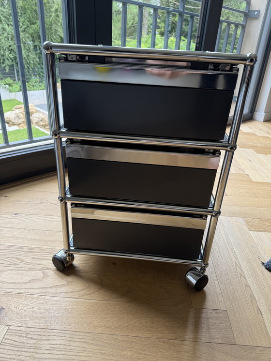 Image 1 of USM Haller Rollcontainer (3 Drawer)