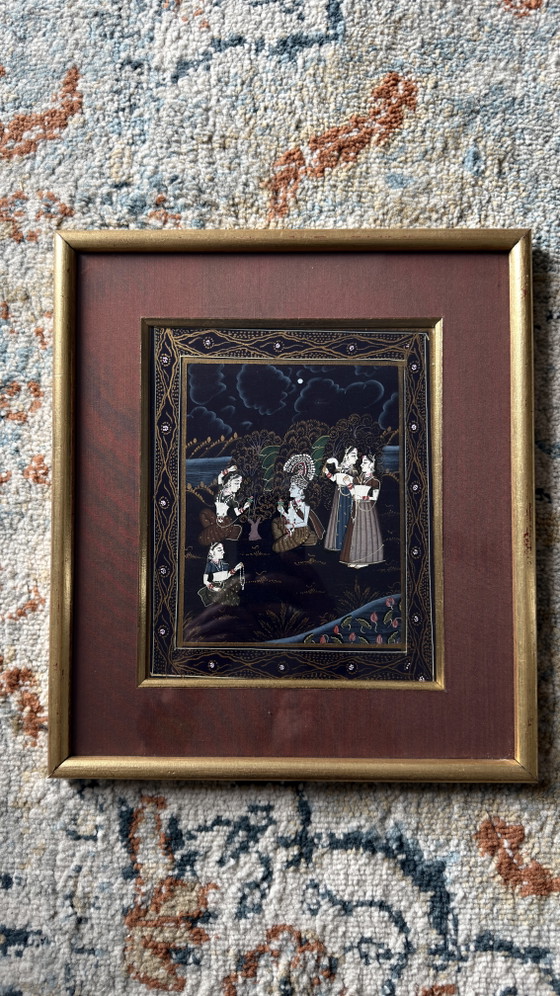Set of 3 Vintage Indian Miniature Paintings on Fabric – Rajasthani Style – Paintings & Drawings, Glass (photo 5 of 11)