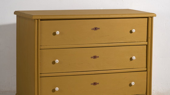 Mustard yellow antique chest of drawers (c.1920) #54 – Porcelain, Rustic (photo 3 of 40)